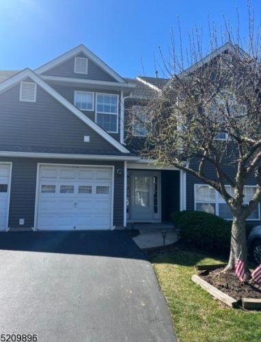 20 Midland Ave, Kearny NJ 07032-2783 exterior