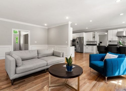 8 Clemmons St, Southborough MA  01772-1314 exterior