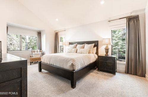 4928 Silver Spg, Park City UT 84098-6042 exterior