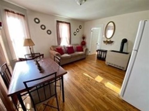 233 Eagle St, Fall River MA 02721-1258 exterior