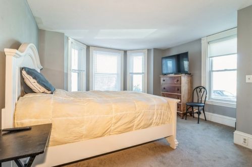 307 Pleasant St, Weymouth MA 02190-2621 exterior