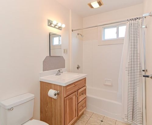 71 Francis St, Worcester MA 01606-3119 exterior