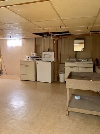 129 Seabury St, New Bedford MA 02745-5149 exterior