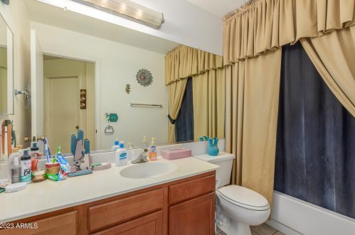 8914 Cambridge Ave, Phoenix AZ 85008-1215 exterior