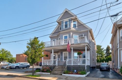 22 Gladstone St, Everett, MA 02149-3410