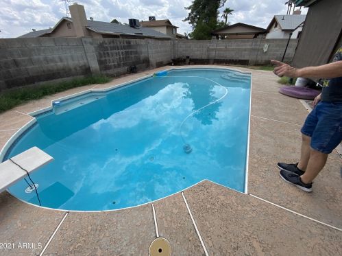 15459 32nd Dr, Phoenix, AZ 85053-3928