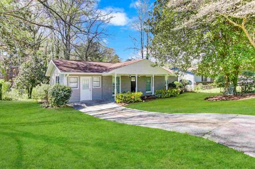 2973 Cambridge Dr, Atlanta, GA 30331-5417