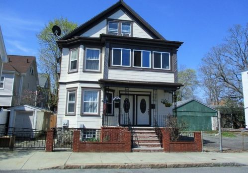 83 Tremont St, New Bedford MA  02740-3558 exterior