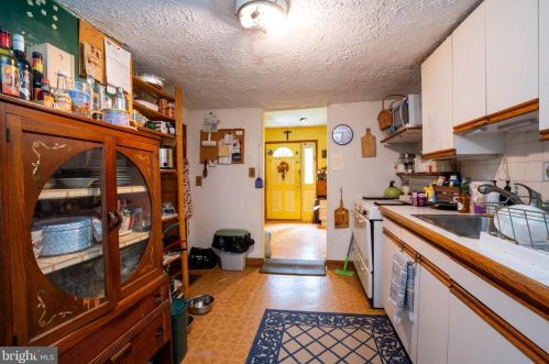 75 Toms River Rd, Jackson Twp NJ 08527-5237 exterior