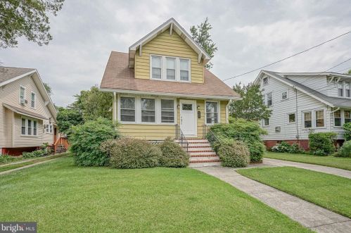 909 Belmont Ave, Camden, NJ 08108-3220