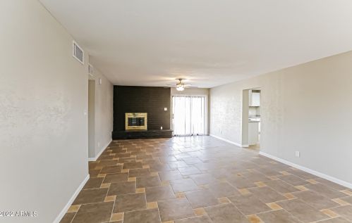 8420 38th Dr, Phoenix AZ  85051-4723 exterior