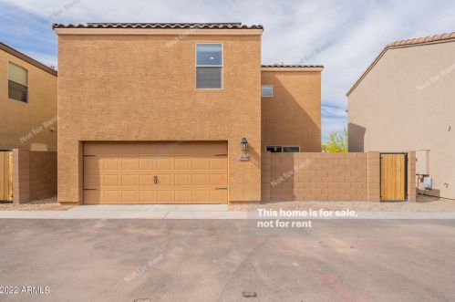 3906 79th Dr, Phoenix AZ  85043 exterior