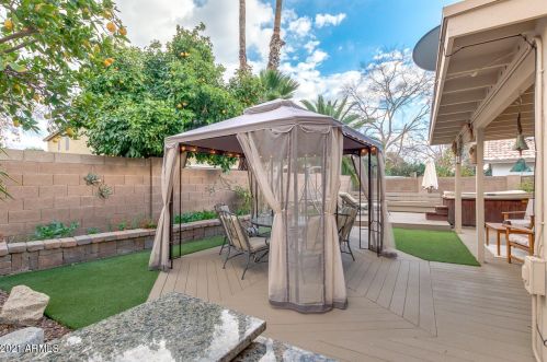 18623 43rd St, Phoenix AZ 85050-8769 exterior