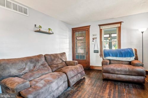 23 Watkins Ave, West Deptford NJ  08096-1235 exterior