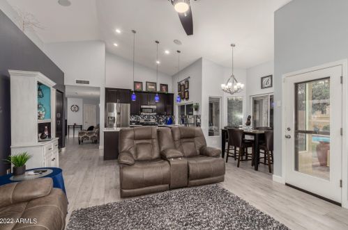 16202 33 Pl, Phoenix AZ 85032-3110 exterior