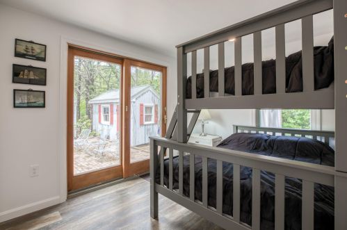 280 Great Pond Rd, Eastham MA  02642-2402 exterior