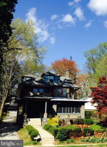 6617 Lincoln Dr, Philadelphia, PA 19119-3116