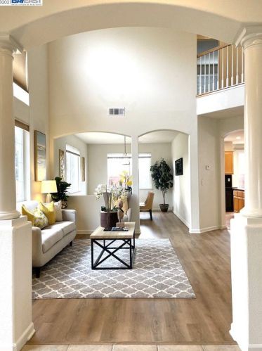 729 Callaway St, San Leandro, CA 94577-1562