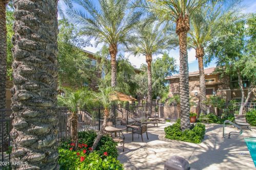 5550 16th St, Phoenix AZ  85016-2939 exterior