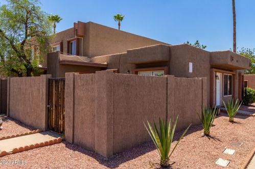 1430 53 Ave, Phoenix AZ 85043-1747 exterior