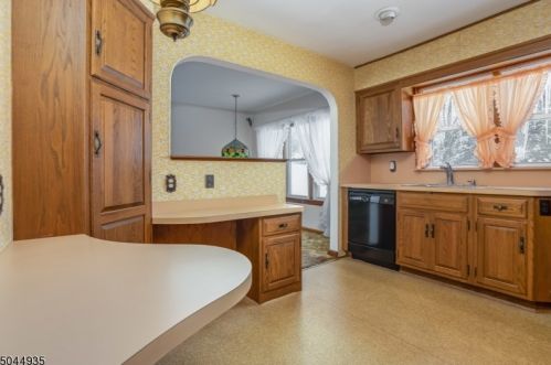 1 Elmhurst Rd, Milford NJ 08848-1506 exterior