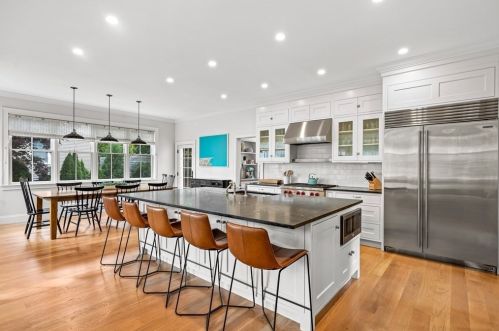 45 Bancroft St, Needham, MA 02492-3637