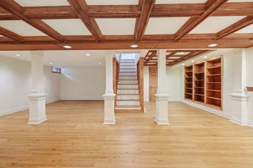 9 Independence Ln, Hingham MA exterior