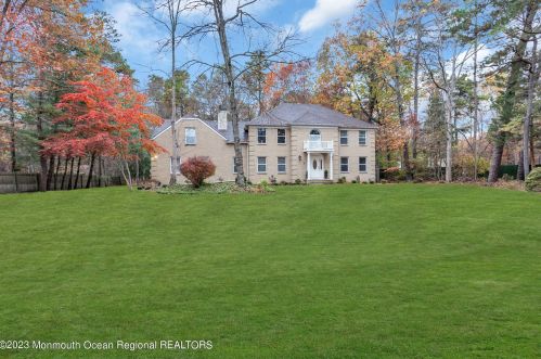 6 Pitney Ln, Jackson Twp NJ 08527-2933 exterior