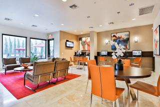 17950 68th St, Phoenix AZ  85054-4173 exterior