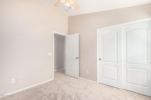 24216 27 Pl, Phoenix AZ 85016-7443 exterior