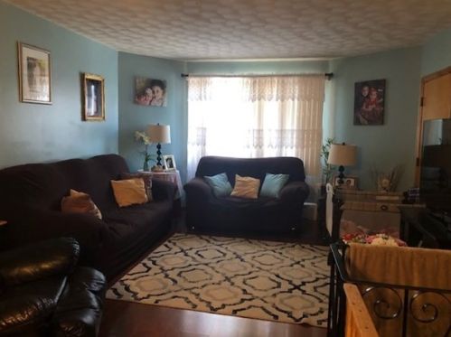 304 Brownell St, Fall River MA 02720-2721 exterior