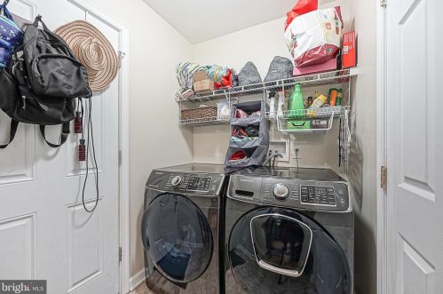 132 Jefferson St, West Deptford NJ  08066-1330 exterior