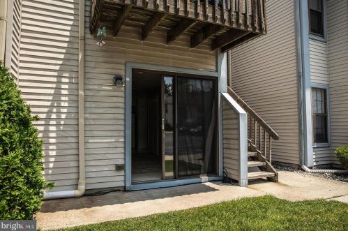 333 Coventry Ct, West Deptford, NJ 08051-2017