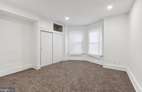 6202 Callowhill St, Philadelphia PA 19151-4102 exterior