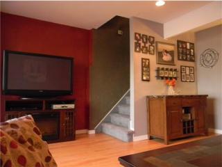 14 Ellen Heath Dr, Matawan NJ  07747-9619 exterior