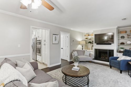 1601 Executive Park Ln, Atlanta GA  30329-3115 exterior