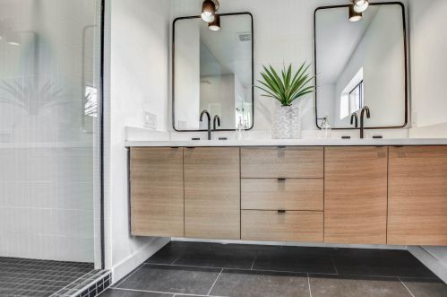 1201 Edgemont Ave, Phoenix AZ 85035-1809 exterior