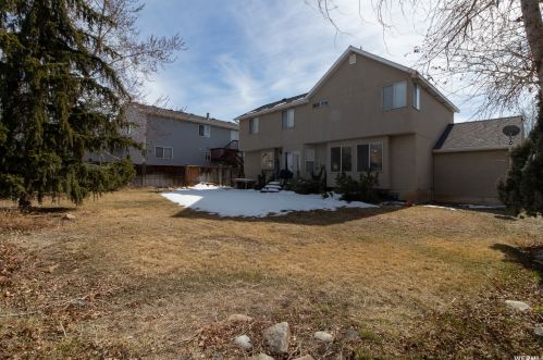 1471 Edgecliff Dr, Sandy, UT 84092-6103