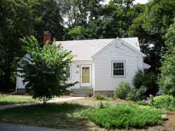 62 Harding St, Newton, MA 02465-1320