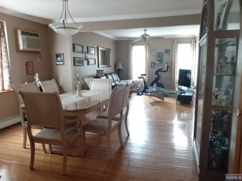 57 New Lawn Ave, Kearny NJ 07032-2207 exterior