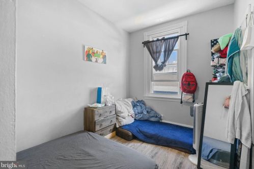 1815 20 St, Philadelphia PA 19145-2048 exterior