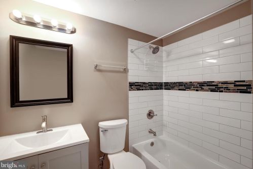 9262 Pigeonwing Pl, Columbia MD  21045-4600 exterior