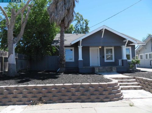 149 11th St, West Pittsburg, CA 94565-2539