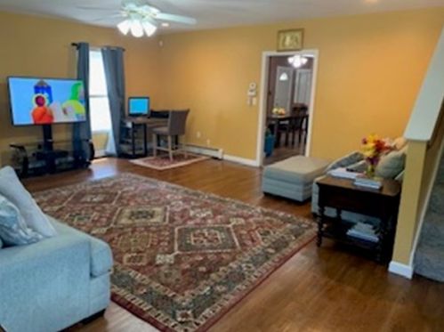 57 Oakland Ave, Methuen MA 01844-3673 exterior