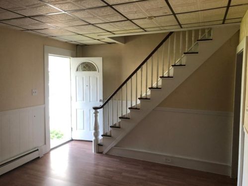 9 Barclay St, Worcester MA 01604-4234 exterior