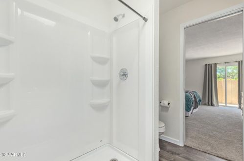 1107 Charleston Ave, Phoenix AZ  85022-1145 exterior