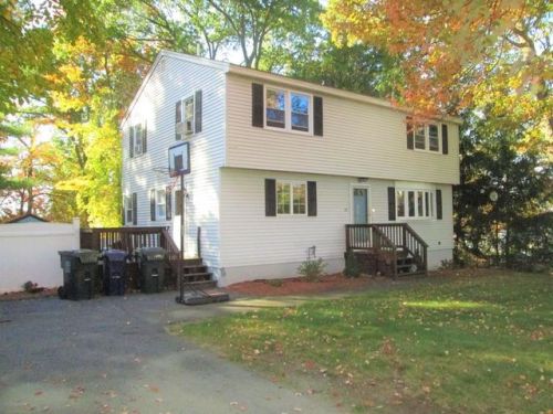 101 Crosby Rd, Dracut, MA 01826-1336