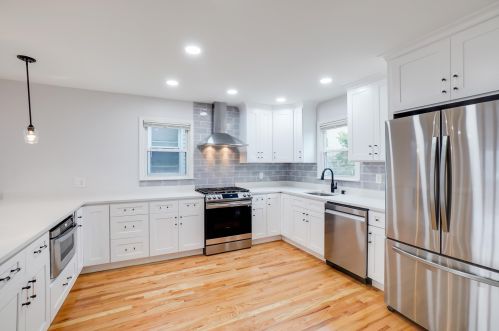 39 Wilson Ave, Kearny, NJ 07032-1939