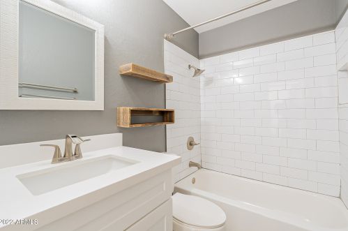 4769 Belleview St, Phoenix AZ  85008-5606 exterior