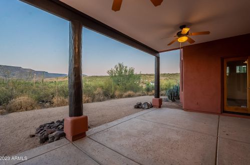 48909 3rd Ave, Phoenix AZ 85027-4700 exterior